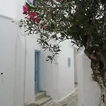 Parikia House