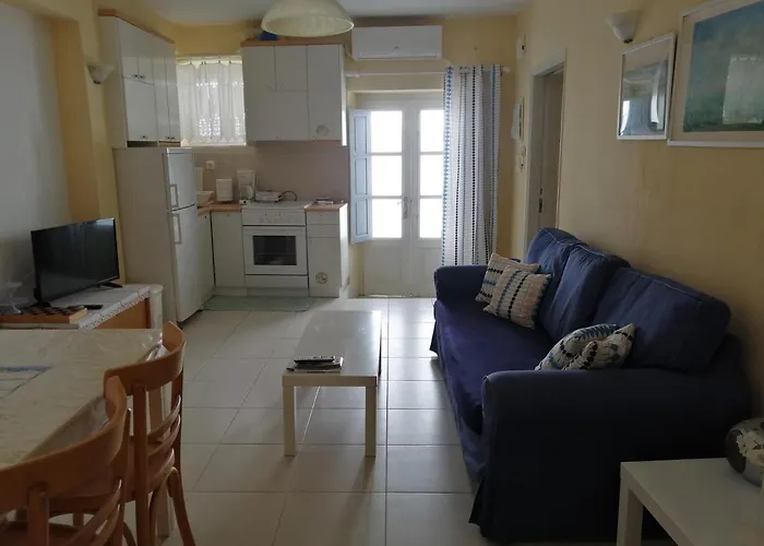 Tatil Evi Parikia House *