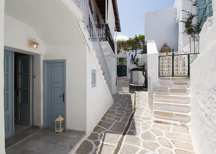 Tatil Evi Parikia House *